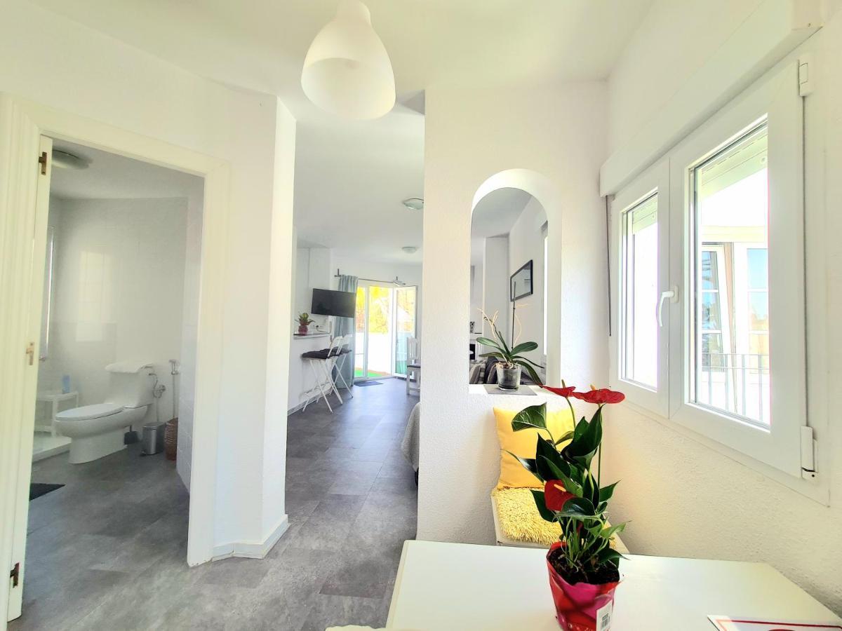 Apartamento Con Vistas Al Campo De Golf Y Piscina Lejlighed Fuengirola Eksteriør billede