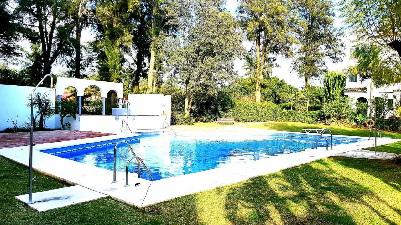 Apartamento Con Vistas Al Campo De Golf Y Piscina Lejlighed Fuengirola Eksteriør billede